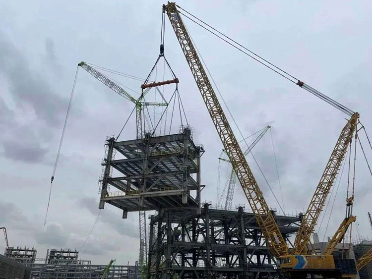 Modular factory construction frame hoisting